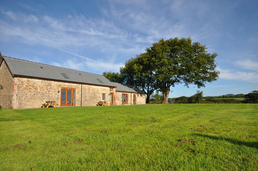 Villa Hastings Barn Bideford Exterior foto